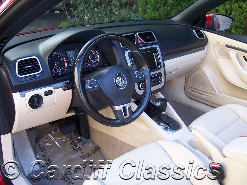 2010 Volkswagen Eos Komfort Turbo - 13325485 - 1