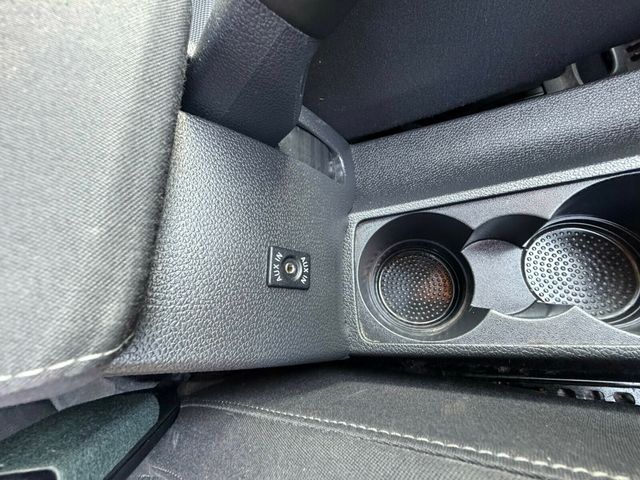 2010 Volkswagen Golf TDI Diesel, 40MPG!!!, Super Rare, Six Speed Manual Transmission - 23017876 - 19