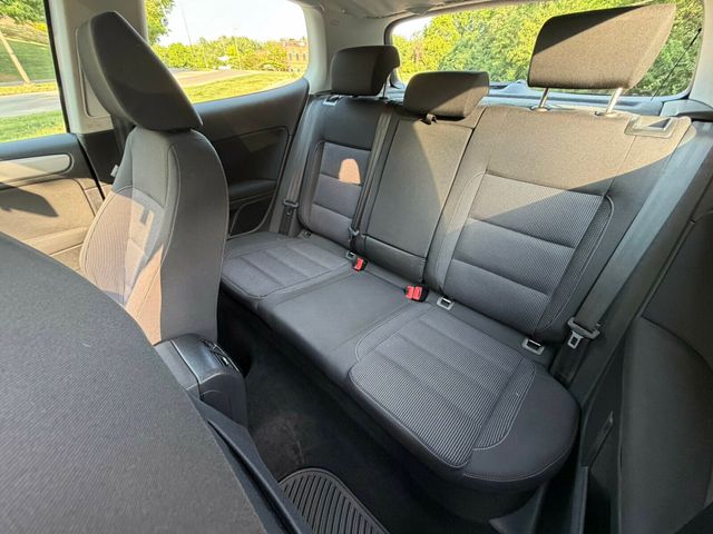 2010 Volkswagen Golf TDI Diesel, 40MPG!!!, Super Rare, Six Speed Manual Transmission - 23017876 - 23