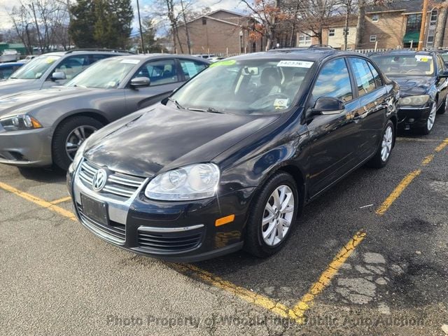 2010 Volkswagen Jetta Sedan 4dr Automatic Limited PZEV - 22771846 - 0