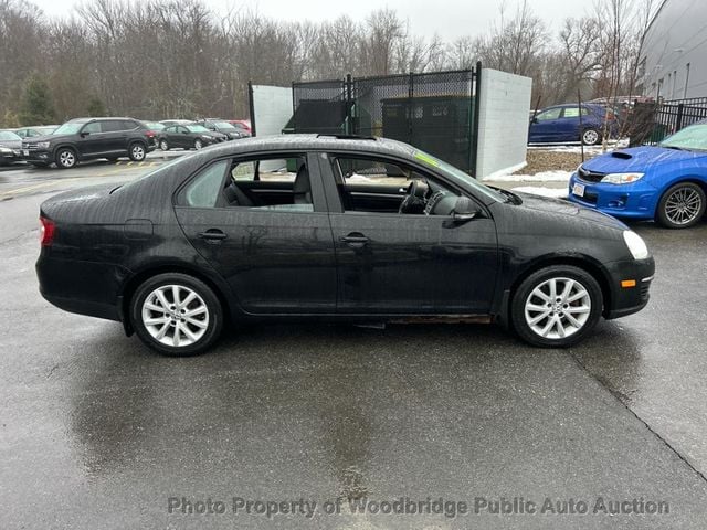 2010 Volkswagen Jetta Sedan 4dr Automatic Limited PZEV - 22771846 - 13