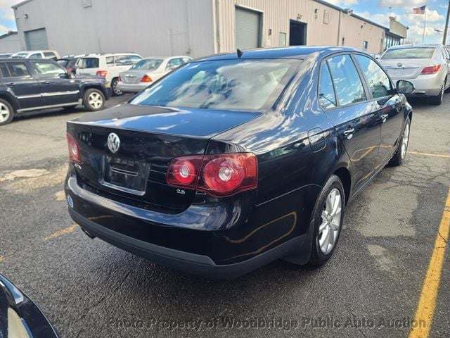 2010 Volkswagen Jetta Sedan 4dr Automatic Limited PZEV - 22771846 - 2