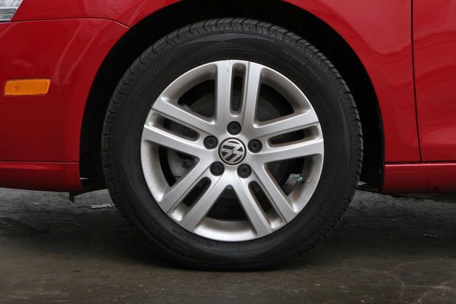 2010 Volkswagen Jetta Sedan 4dr DSG TDI - 12272950 - 11