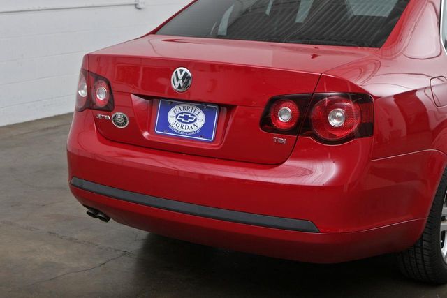 2010 Volkswagen Jetta Sedan 4dr DSG TDI - 12272950 - 30