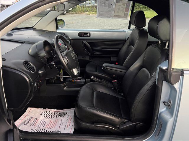 2010 Volkswagen New Beetle Convertible 2dr Automatic PZEV - 23084729 - 10