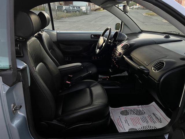 2010 Volkswagen New Beetle Convertible 2dr Automatic PZEV - 23084729 - 13