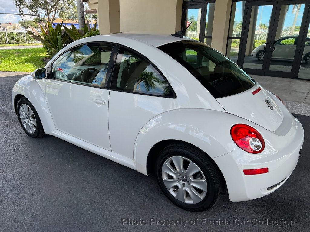2010 Volkswagen Beetle photo 55