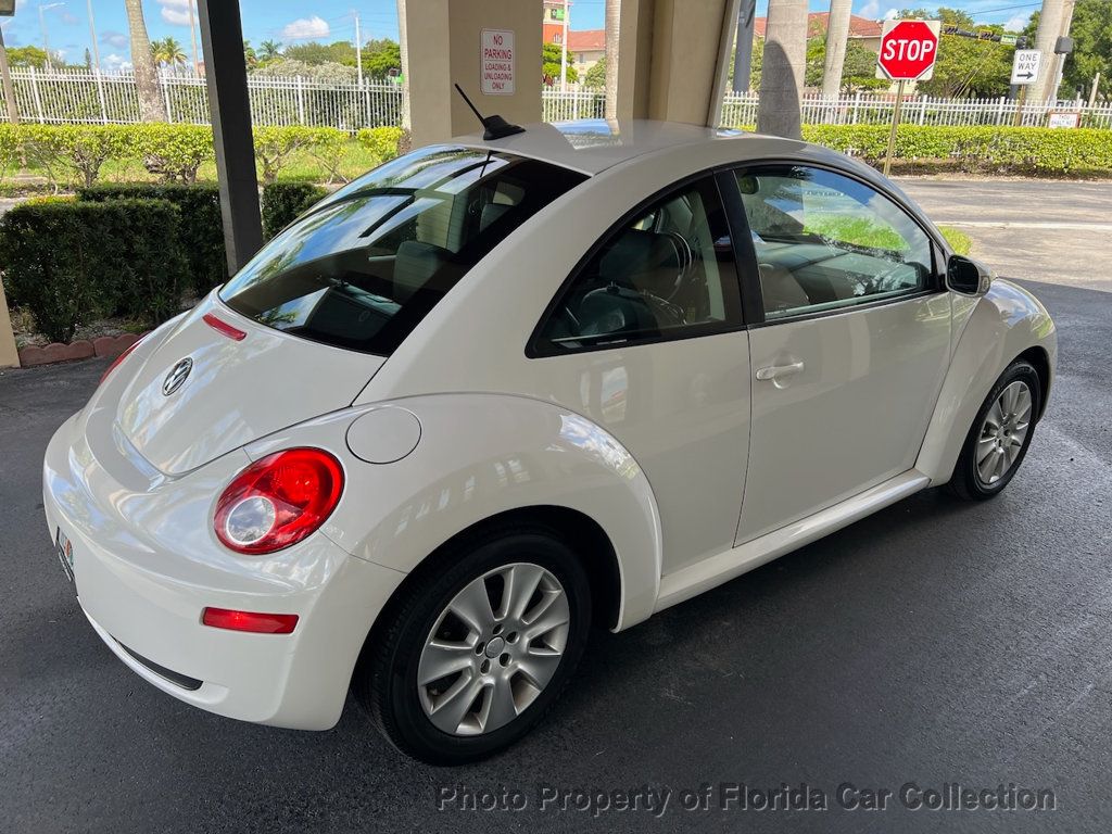 2010 Volkswagen Beetle photo 56