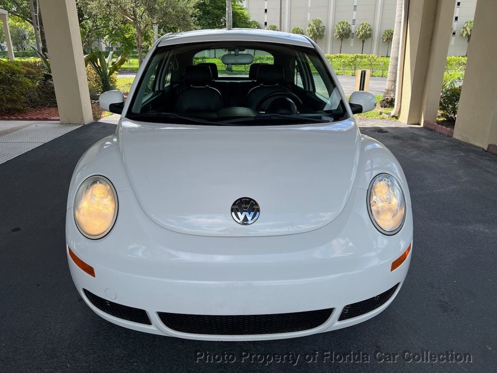 2010 Volkswagen Beetle photo 57