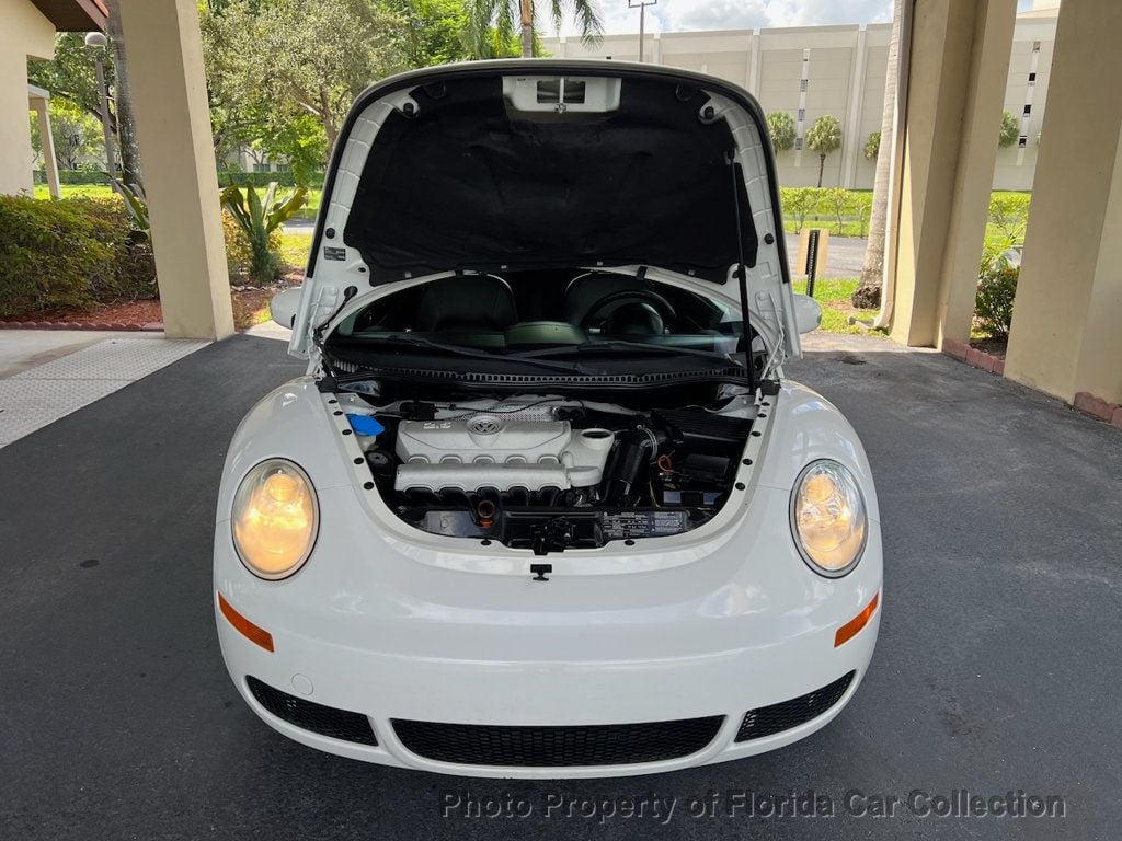 2010 Volkswagen Beetle photo 63