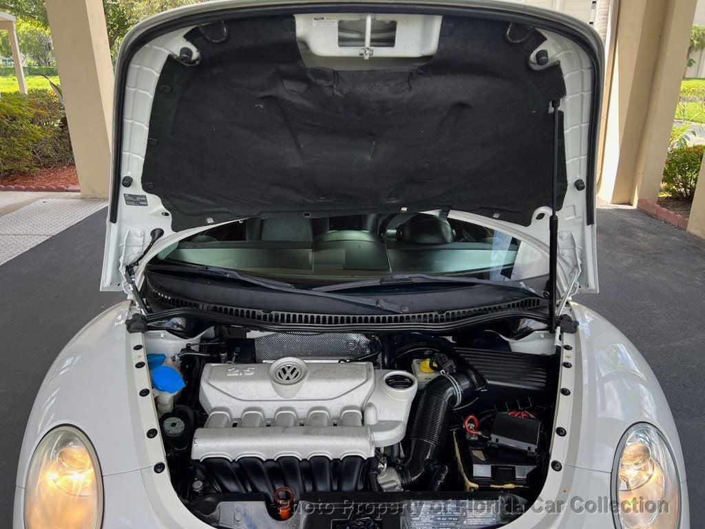2010 Volkswagen Beetle photo 64