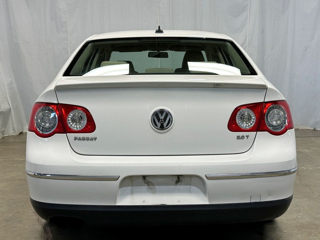 2010 Volkswagen Passat Sedan 4dr DSG Komfort FWD - 23040252 - 9