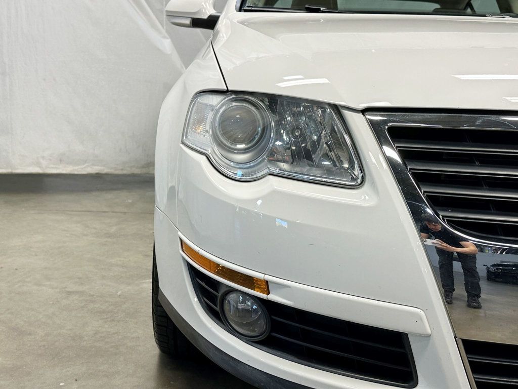 2010 Volkswagen Passat Sedan 4dr DSG Komfort FWD - 23040252 - 5