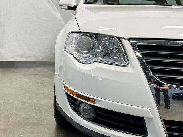 2010 Volkswagen Passat Sedan 4dr DSG Komfort FWD - 23040252 - 5