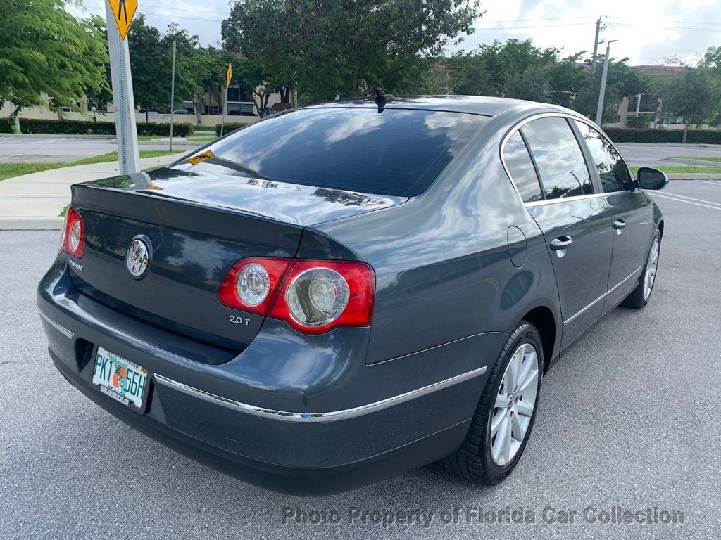 2010 Volkswagen Passat Sedan DSG Komfort FWD - 22688589 - 17