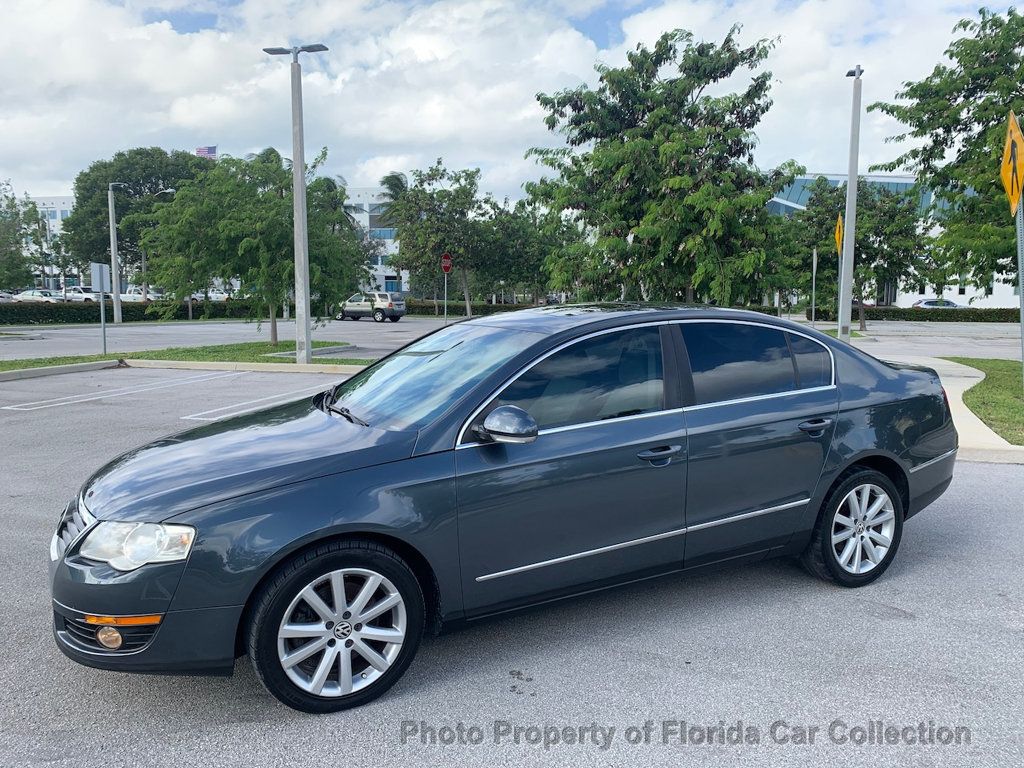 2010 Volkswagen Passat Sedan DSG Komfort FWD - 22688589 - 18