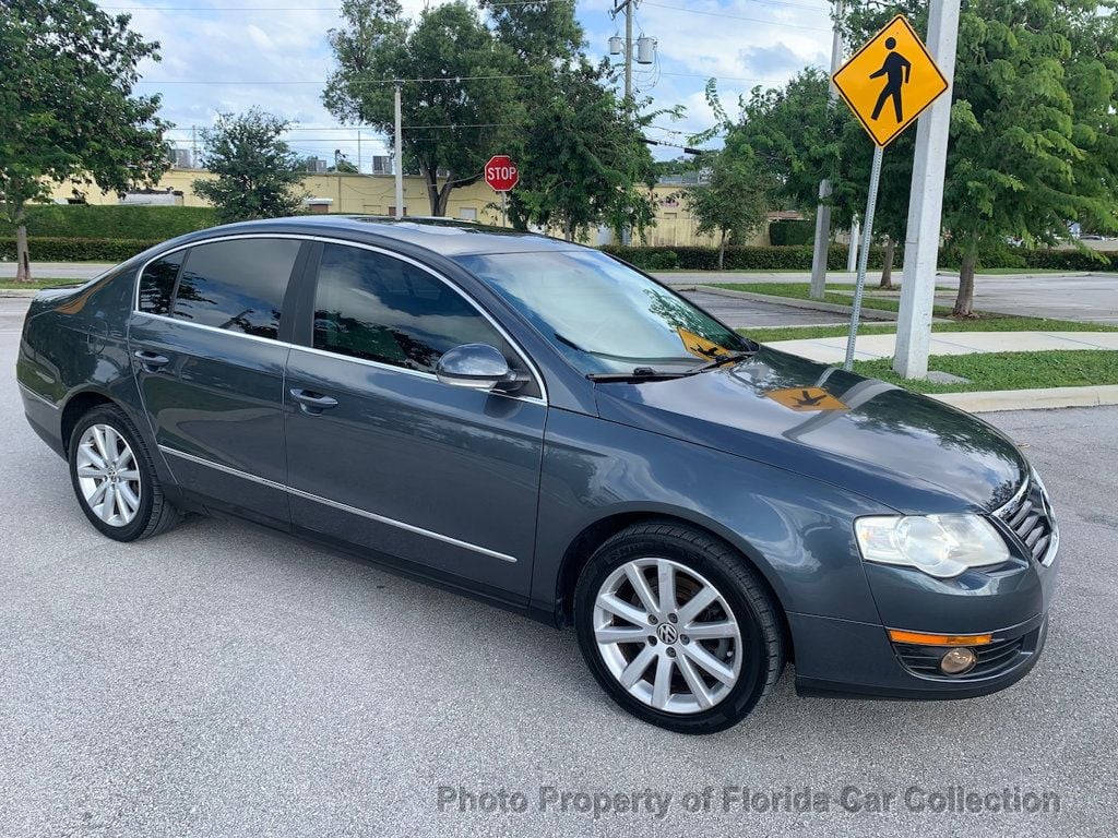 2010 Volkswagen Passat Sedan DSG Komfort FWD - 22688589 - 19