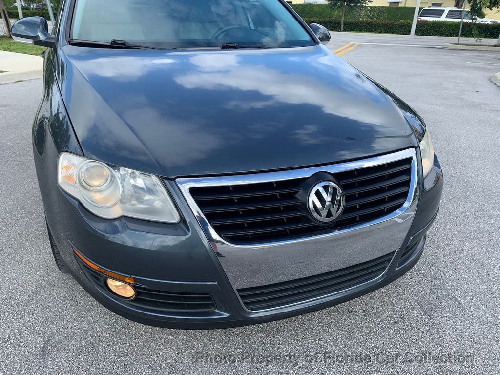 2010 Volkswagen Passat Sedan DSG Komfort FWD - 22688589 - 22