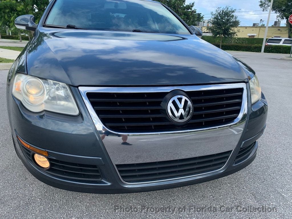 2010 Volkswagen Passat Sedan DSG Komfort FWD - 22688589 - 26