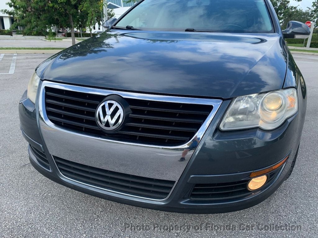 2010 Volkswagen Passat Sedan DSG Komfort FWD - 22688589 - 27