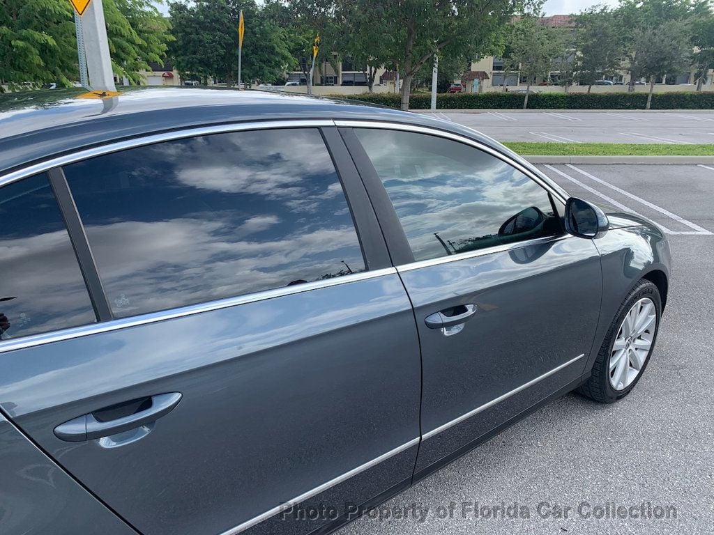 2010 Volkswagen Passat Sedan DSG Komfort FWD - 22688589 - 36