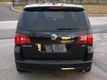 2010 Volkswagen Routan SE - 22656635 - 13