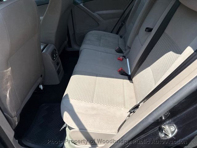2010 Volkswagen Tiguan FWD 4dr Automatic S - 23054470 - 8