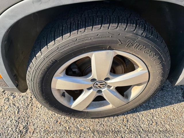 2010 Volkswagen Tiguan FWD 4dr Wolfsburg - 22964939 - 10
