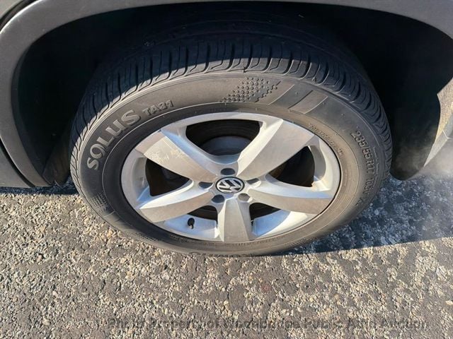2010 Volkswagen Tiguan FWD 4dr Wolfsburg - 22964939 - 12