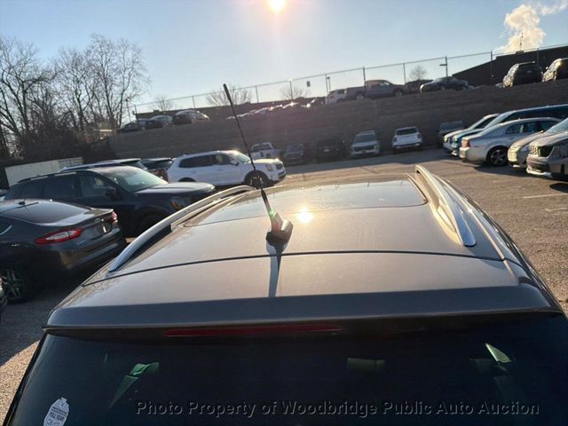 2010 Volkswagen Tiguan FWD 4dr Wolfsburg - 22964939 - 4