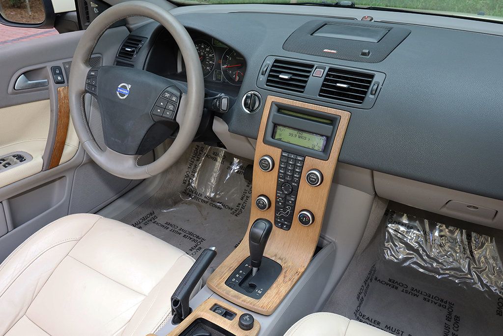 2010 Volvo C70 T5 - 22906580 - 9