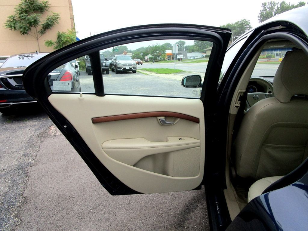 2010 Volvo S80 3.2 photo 29