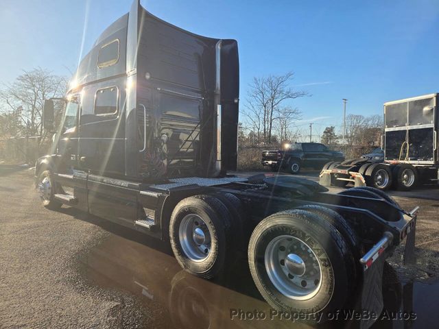 2010 Volvo VNL 6X4 2dr Conventional New Generation - 22997381 - 2