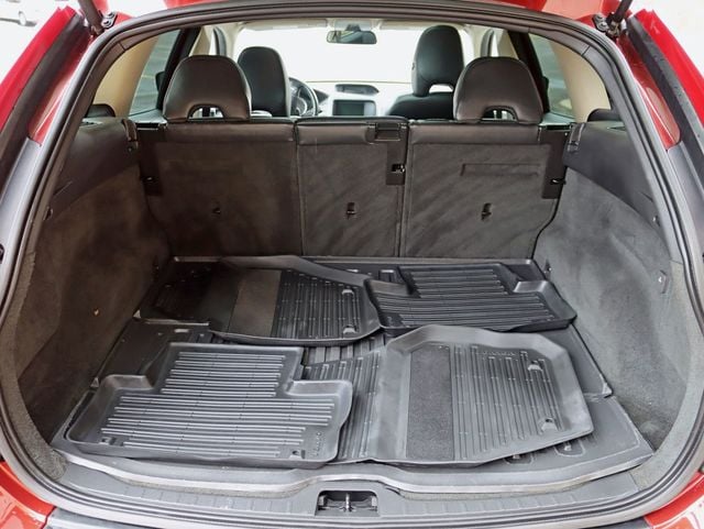 2010 Volvo XC60 AWD T6 4dr 3.0T w/ Panoramic Roof - 22994354 - 30