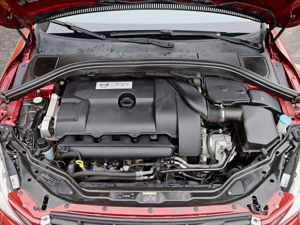 2010 Volvo XC60 AWD T6 4dr 3.0T w/ Panoramic Roof - 22994354 - 32