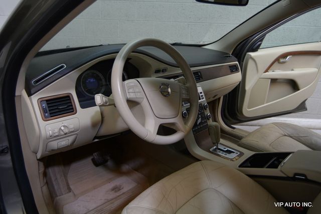 2010 Volvo XC70 3.2 Wagon 4D - 22979626 - 10