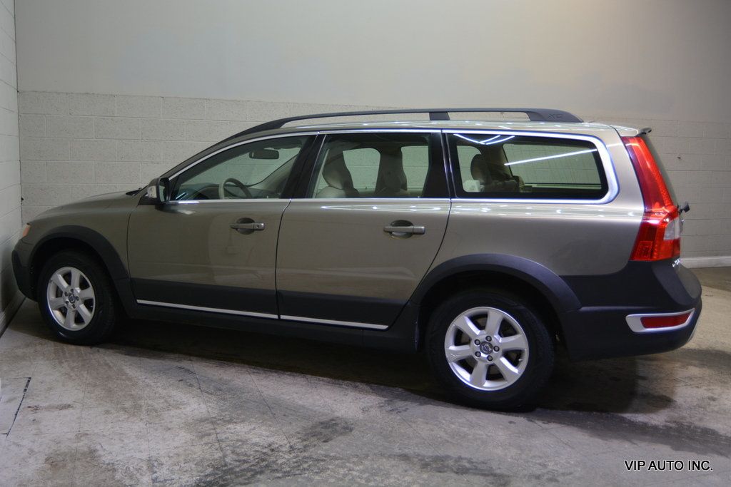 2010 Volvo XC70 3.2 Wagon 4D - 22979626 - 28