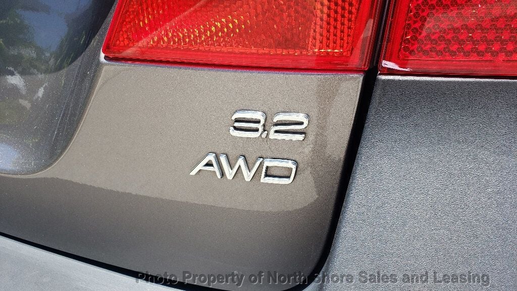 2010 Volvo XC70 AWD Luxury Wagon - 22451421 - 41