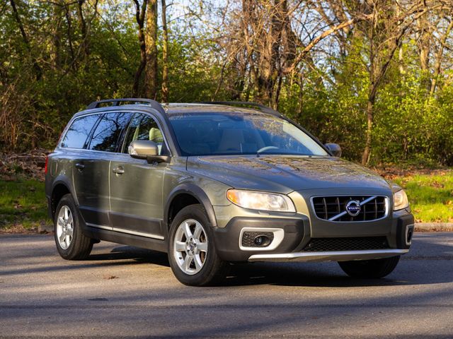 2010 Volvo XC70 Dealer serviced - 23004015 - 1