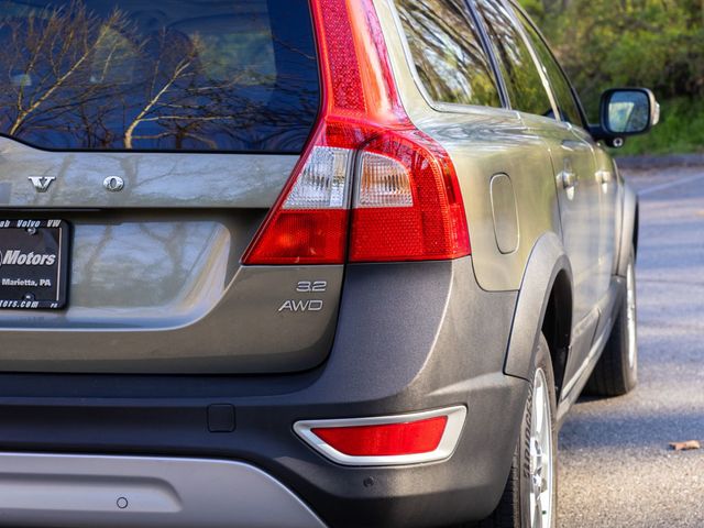 2010 Volvo XC70 Dealer serviced - 23004015 - 7