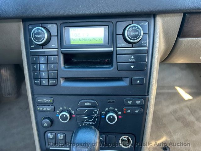 2010 Volvo XC90 AWD 4dr I6 - 23017631 - 9