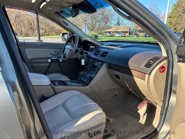 2010 Volvo XC90 AWD 4dr I6 - 23017631 - 6