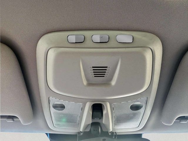 2010 Volvo XC90 AWD 4dr I6 R-Design - 23016884 - 35