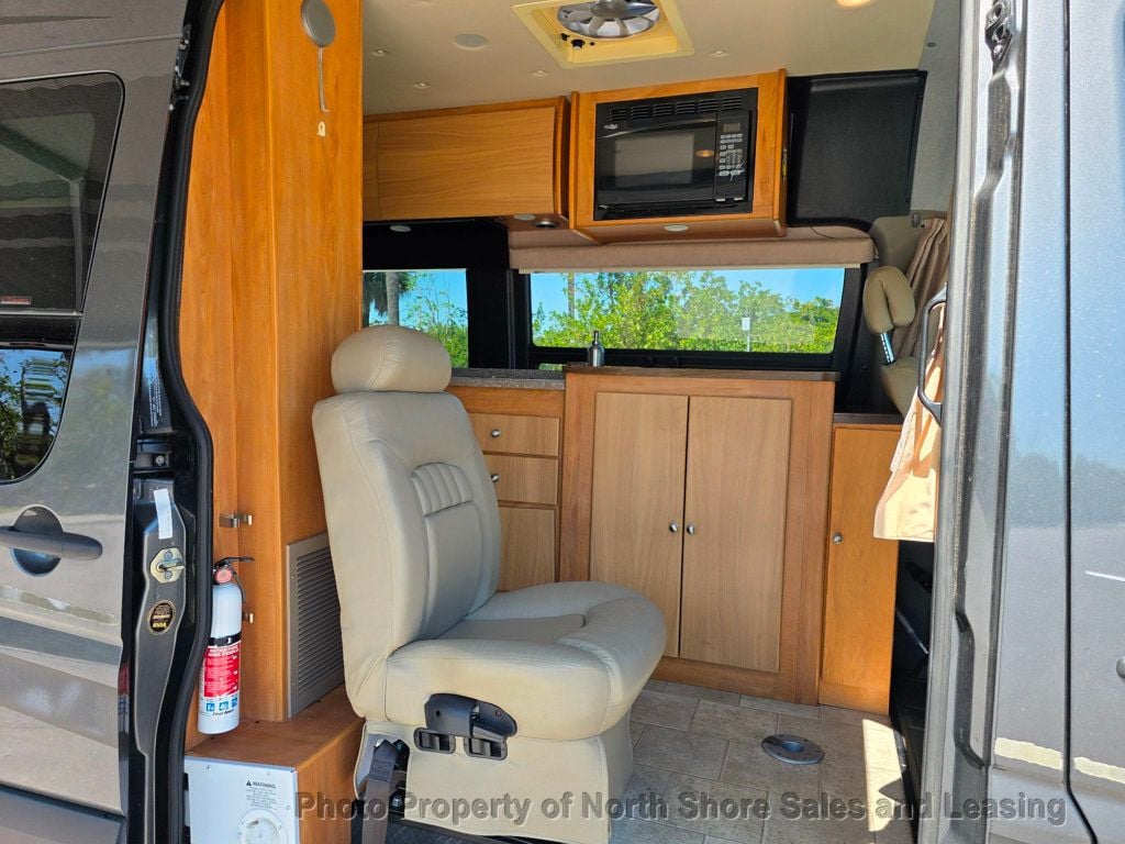 2010 Winnebago Sprinter ERA Limited 170R - 23000330 - 12