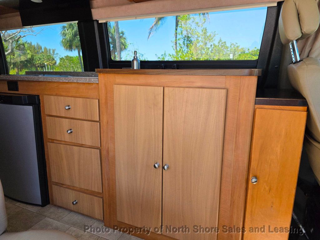 2010 Winnebago Sprinter ERA Limited 170R - 23000330 - 14