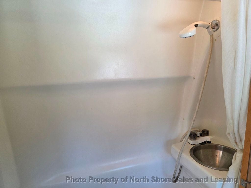 2010 Winnebago Sprinter ERA Limited 170R - 23000330 - 22