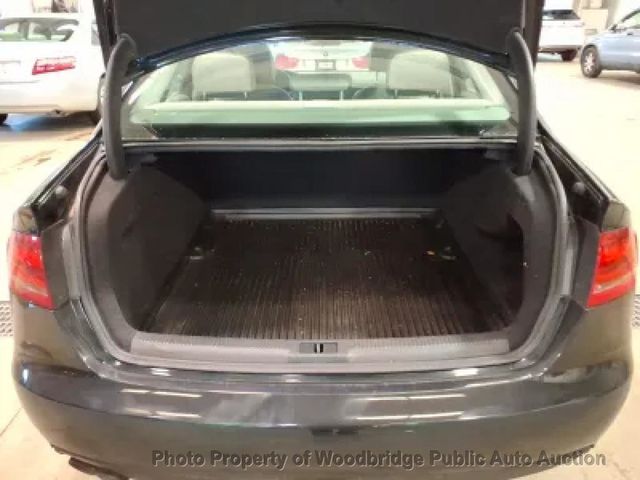 2011 Audi A4 4dr Sedan Automatic quattro 2.0T Premium - 22989703 - 9