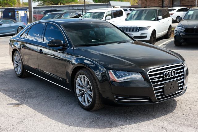 2011 Audi A8 4dr Sedan - 22995875 - 17