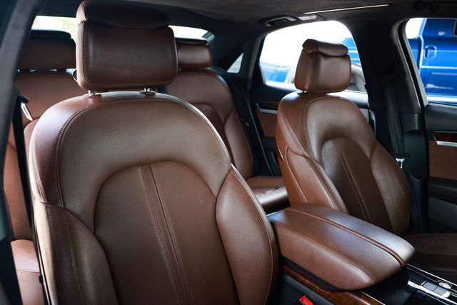 2011 Audi A8 4dr Sedan - 22995875 - 18