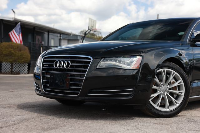 2011 Audi A8 4dr Sedan - 22995875 - 28